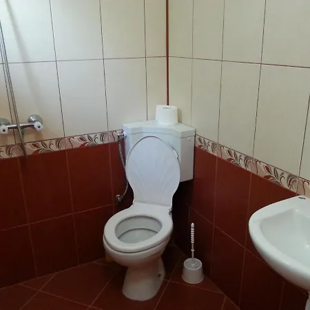 Къща Шарон *